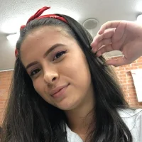 new_chole's Profile Pic