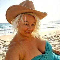 mira_robinson, вебкам-модель Stripchat