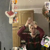 HesLes's Profile Pic