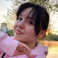 AlodieHigh's Profile Pic