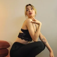 AlysiaSun_'s Avatar Photo
