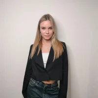 DorisBuss's Profile Pic