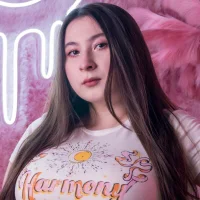 รูปโปรไฟล์ของ KristySun