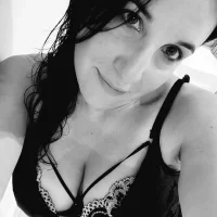 Foto desnuda XXX de abustybabe