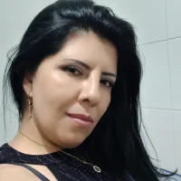 yarahmoreira's Profile Pic