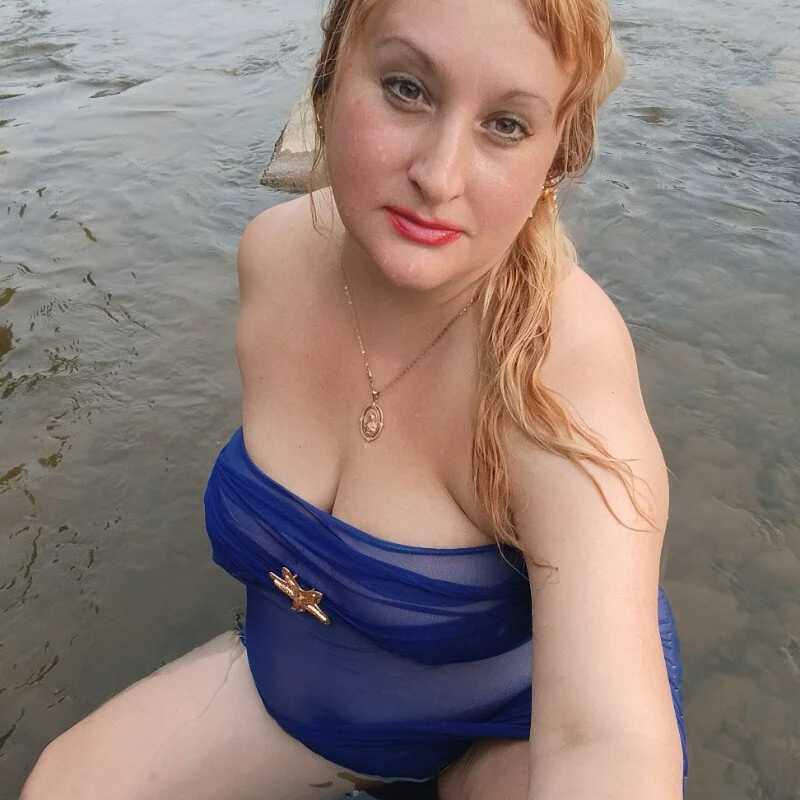 XHelenaX90