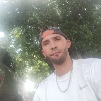 Holmer1990's Profile Pic