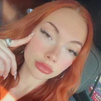 isabelleg0ld Φωτ, Προφίλ