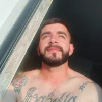 รูปโปรไฟล์ของ akileo00