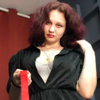 LisaReeds's Profile Pic
