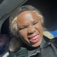 SheeMale459
