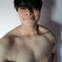 Alex2oo4's Profile Pic