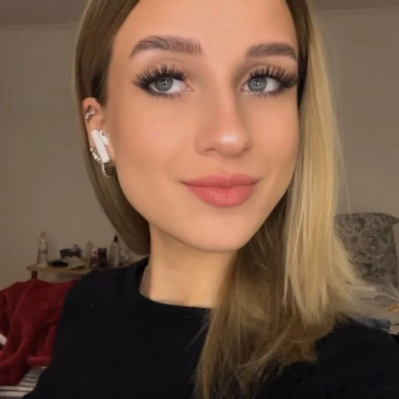 Britney_Dee profile photo