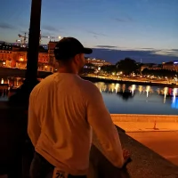 Chriss2081's Avatar Photo