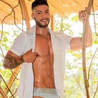 Ramonfon28's Profile Pic