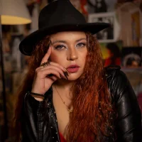 NaomiiAdamsx's Profile Pic