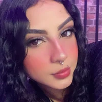 karen_rouxx_
