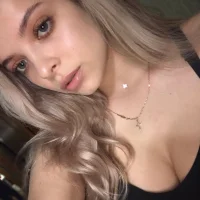 CharmingCrystal's Profile Pic