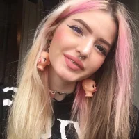 Cute_Izabella's Profile Pic