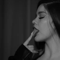 zoe69x: изображение аватарки