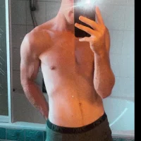 Twinks-J's Profile Pic