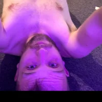 gay1992's Avatar Photo