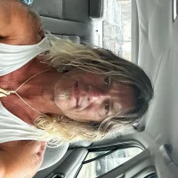 nakedsurfer Poză de profil