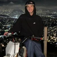 noah_walker01's Profile Pic