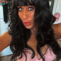 Victorialiarcky's Profile Pic