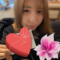 -marika's Profile Pic