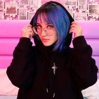 OpheliaNell - Profil Fotoğrafı