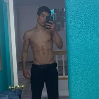 Damn198423's Profile Pic