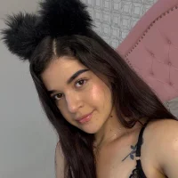 emma_sanz's Avatar Pic