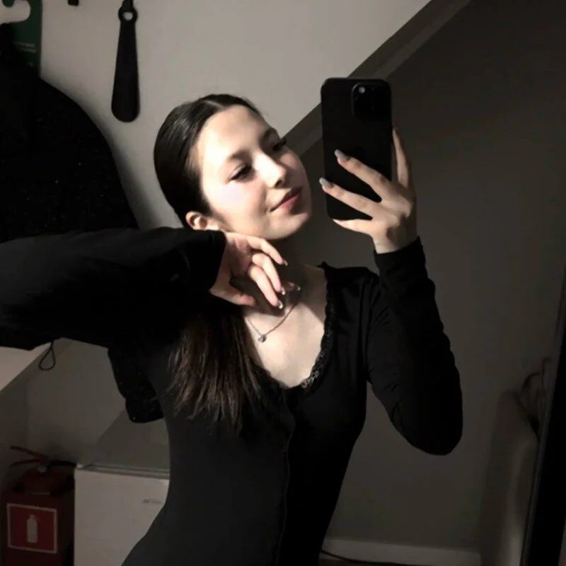 nivorelle profile photo