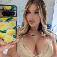 Bustyjessicalouu webcam