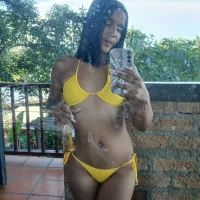 รูปโปรไฟล ์ของ Girl-hot07