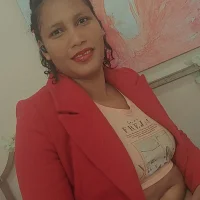 Lili_V_'s Profile Pic