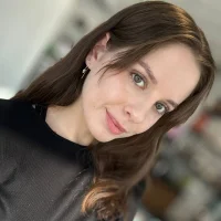 LedaSaens's Profile Pic