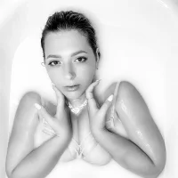 Darina_Me's Profile Pic