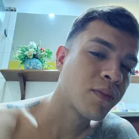 Luis484