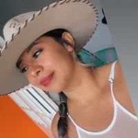 ashley_latina02