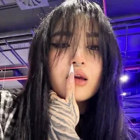 รูปโปรไฟ ล์ของ violetagreinn