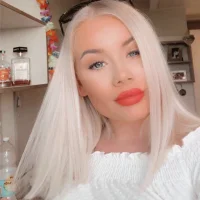 Lana_HoneyX's Avatar Photo