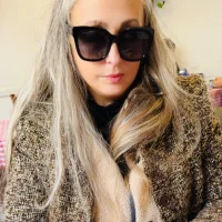 Gambar Profil Ms-Regina-Sterling