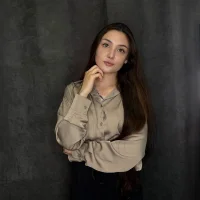 LinnFeoli's Avatar Pic