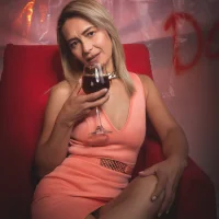 รูปอวาตาร์ของ Issa_Milf__