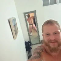 Redheadstud's Avatar Pic