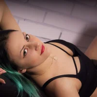 ErinXoxo's Profile Pic