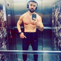 lionelive's Profile Pic