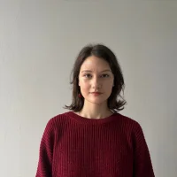 LucettaDarr Φωτ, Προφίλ